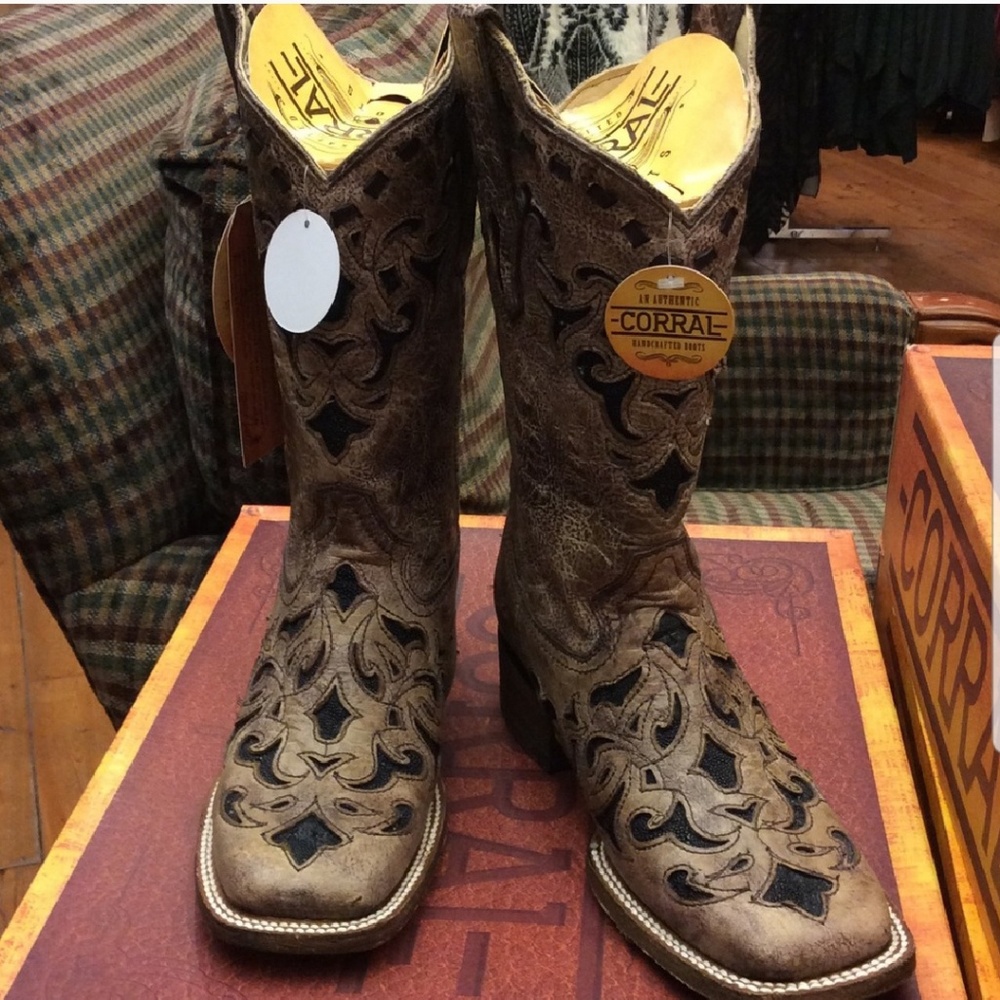 Beautiful Corral Boots